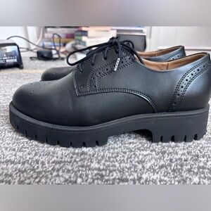 Ladies Track Sole Brogues